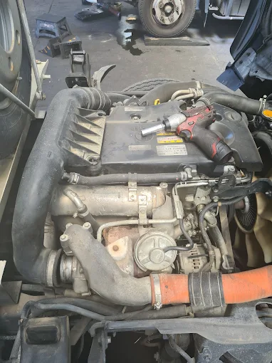 Truck engine service