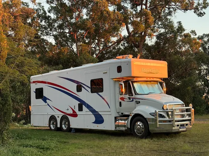 Large truck service
